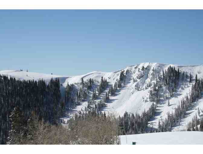 (1) Week in an Amazing Luxury Ski Home, in Deer Valley, Utah