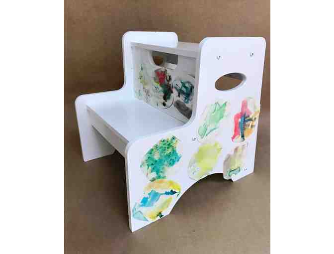 CANARIES class Project - Colorful Bubbles Step Stool
