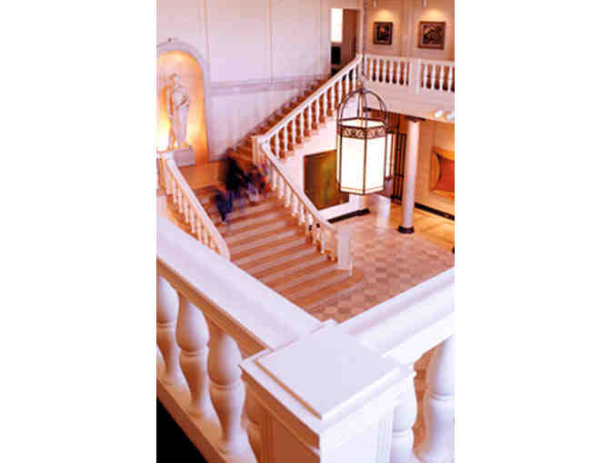 1 year family membership to the Fleming Museum