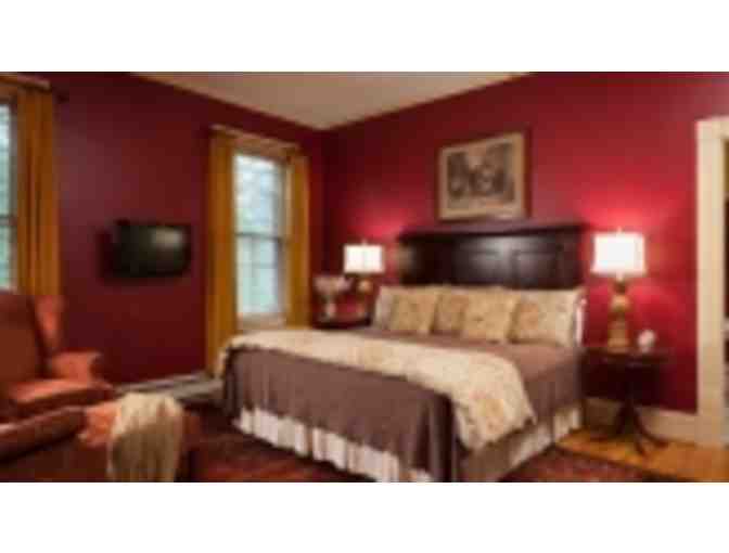 A $199 Gift Card towards a stay at the Lang House