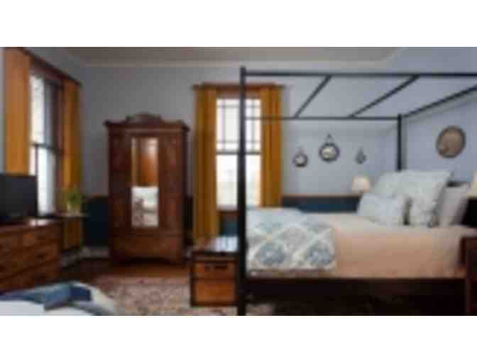 A $199 Gift Card towards a stay at the Lang House