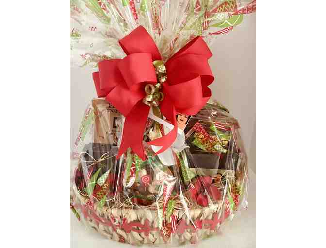 Hawaii's Gift Basket Boutique Holiday Gift Basket