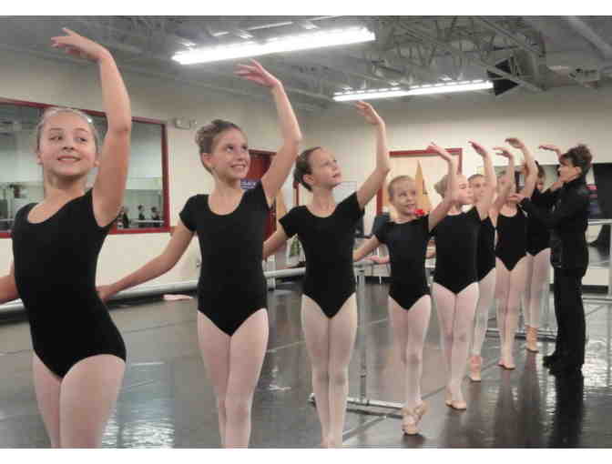 Dance Classes at Ballet U