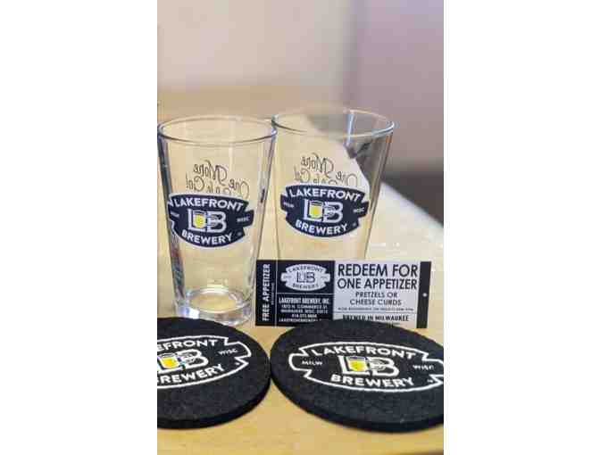 Lakefront Brewery Gift Pack (Beer, Glasses, Coasters & Appetizer) - Photo 3