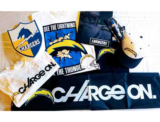 Los Angeles Chargers Ultimate Fan Gear Pack