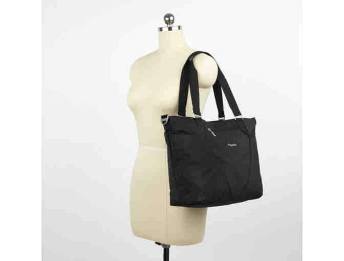 Baggallini Avenue Tote