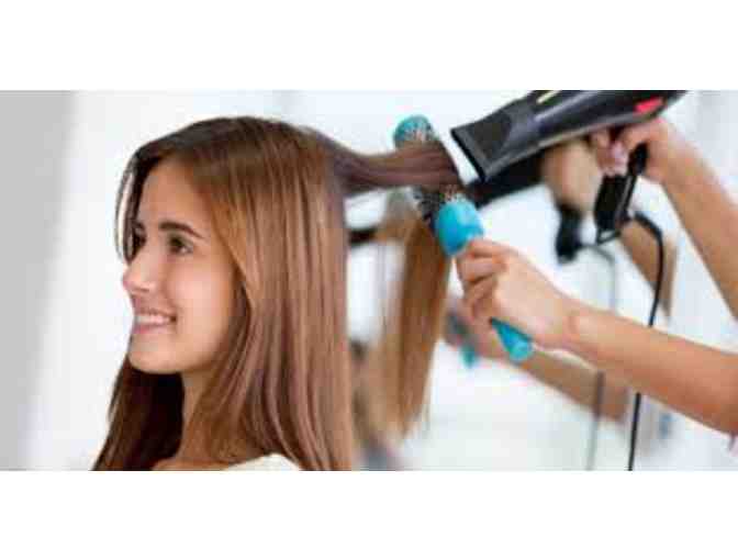 Salon Pasqual Haircut and Style