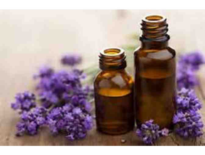 Experience: Essential Oils Workshop with Waverly Parent, Amanda Phillips