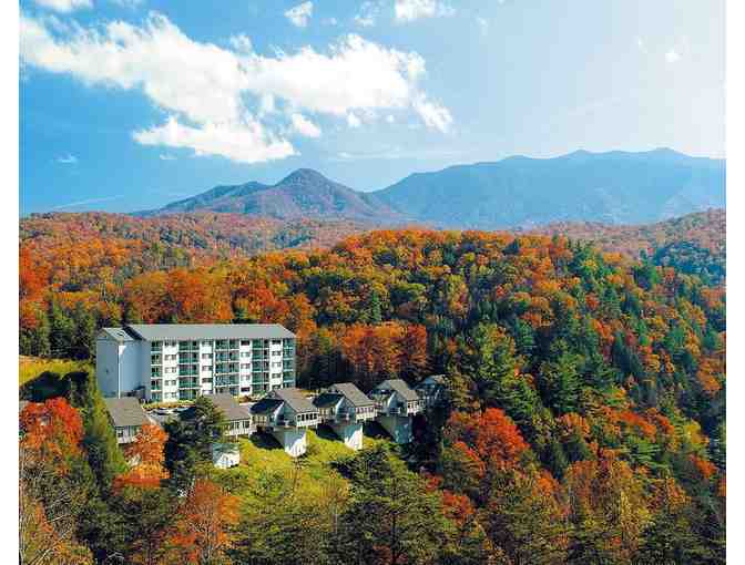 1 Week in Gatlinburg,TN at MountainLoft Resort in 2022 plus DOLLYWOOD!