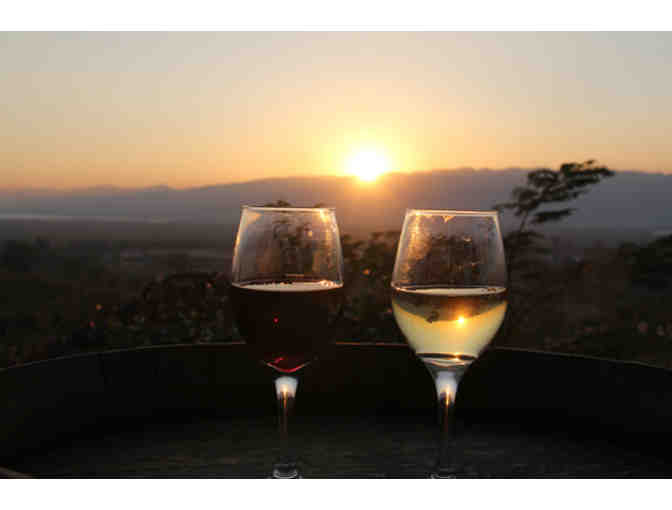 Sunset Dinner on the IceHouse w/ Simply Soiree and Barrenridge Vineyards - Photo 1