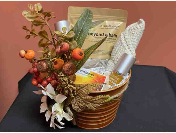 La Sunflower - Organic Self Care Gift Basket