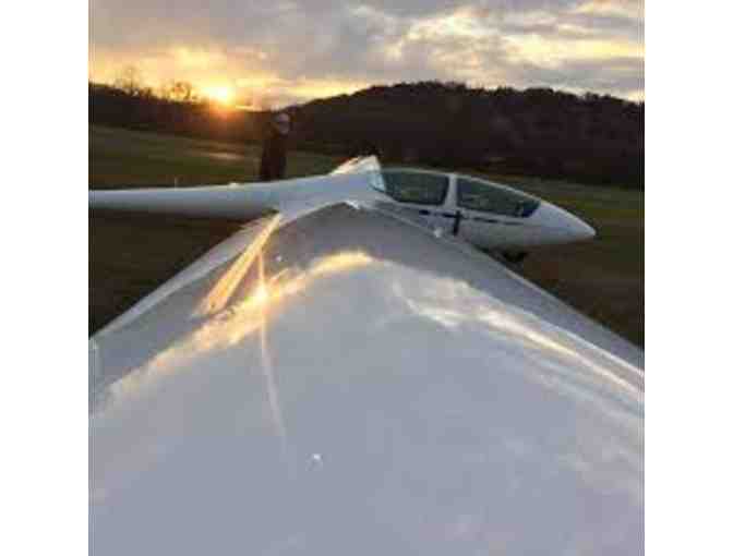 Soar High with the Shenandoah Soaring Club plus Membership and Demonstration Flight