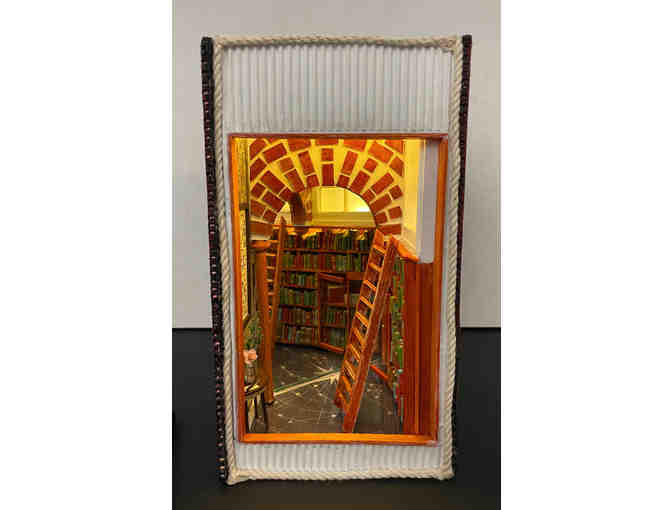 Beautiful booknook and mechanical resin insects package