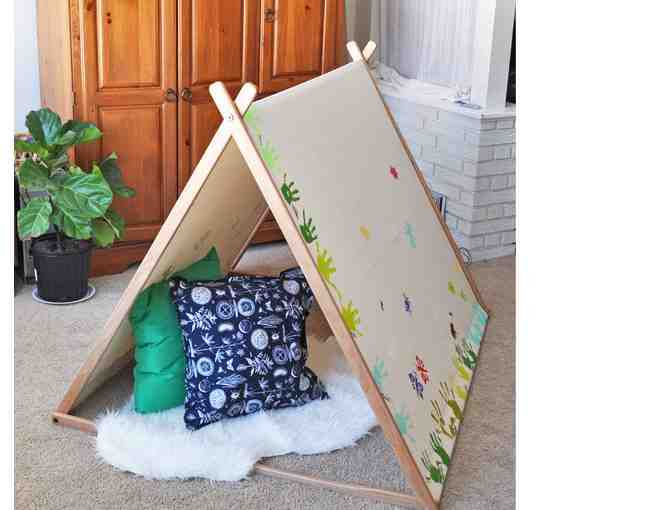 CH1 Convertible Children's Tent/Clothing Rack