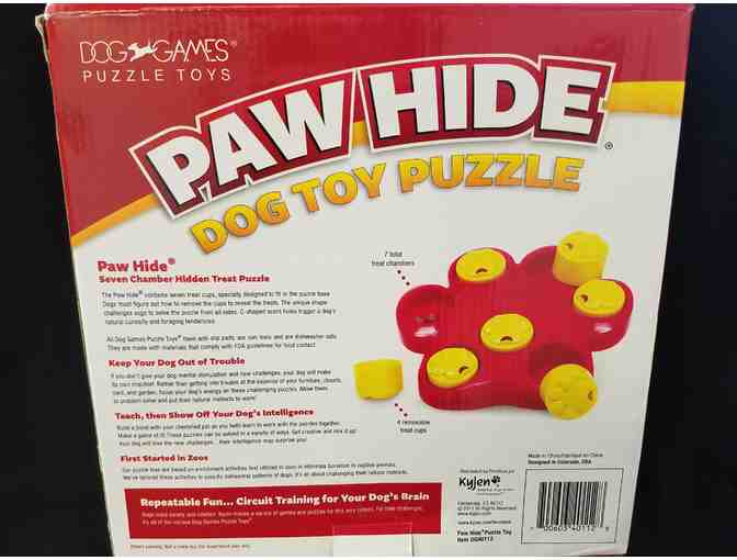 Pet puzzle and grooming brush