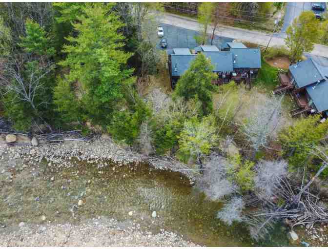 One Week Stay in Spacious Family Home Located on Rocky River