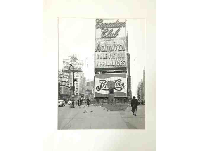 20 - 16x20' PRINT - Early 1950s Times Square / Statue of Father Duffy