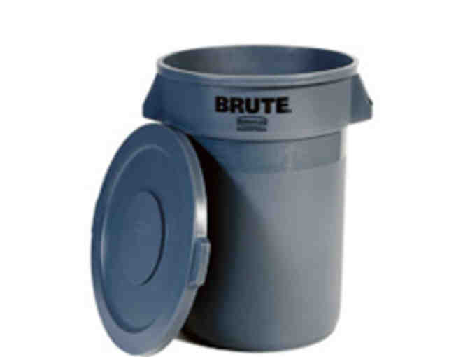 Rubbermaid BRUTE Container with lid and dolly