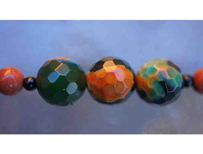 Green Agate Necklace with Earrings