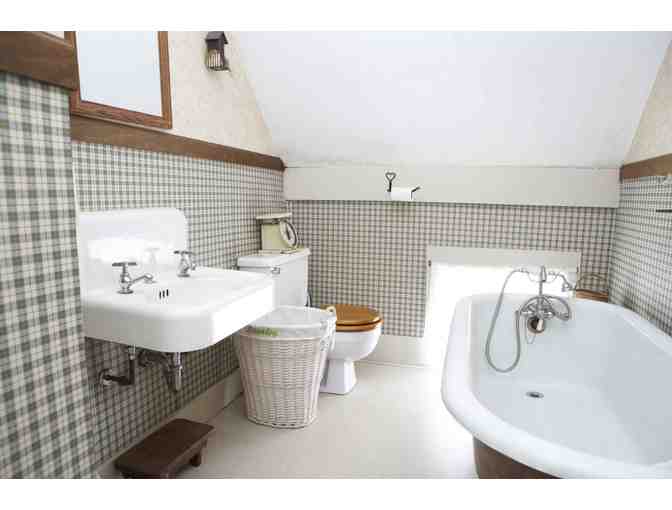 Liberty Hill Farm - 2 night stay for family of 4