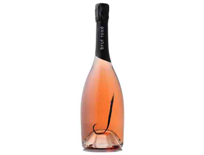 J Vineyards & Winery boxed set - Cuvee 20 and Brut Rose (T)