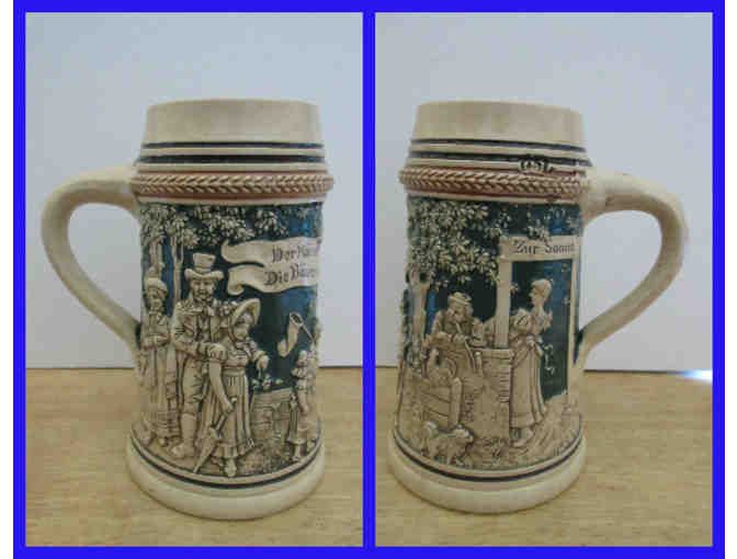 Green & Cream 1.5 L Non-Lidded Stein with Family Scene in the Countryside