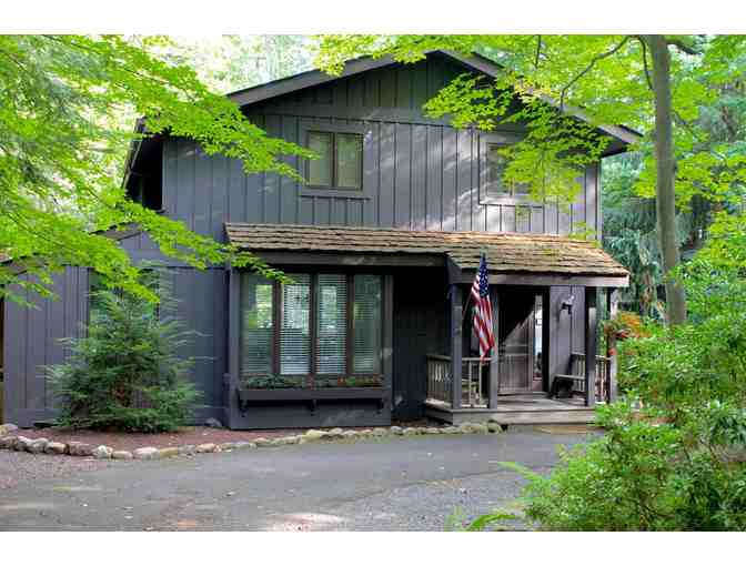 3 NIght Stay at a Lake House on Lake Naomi in the Pocono Mountains in PA - Pet Friendly