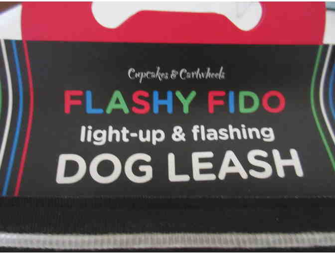 You Had Me At Woof Leash Holder with Flashy Fido Dog Leash