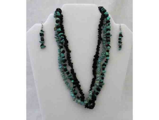 Turquoise and Onyx Chip Bead Necklace and Earrings