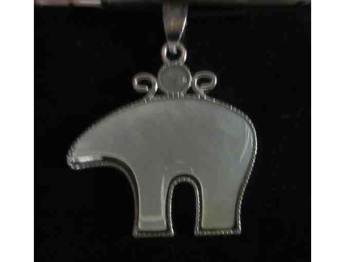 Mother of Pearl Bear Pendant without Chain