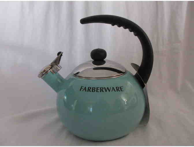 Farberware Luna 2.5-Quart Tea Kettle in Teal