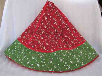 Handcrafted Quilted Paw Print Christmas Tree Skirt