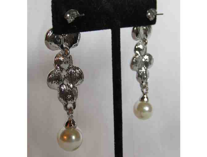 Chroma Pearl and White Austrian Crystal in Silverstone Drop Earrings