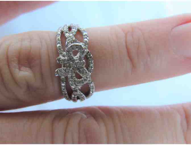Victoria Wieck Simulated Diamond Silver Bowtie Ring Size 6 - Photo 1