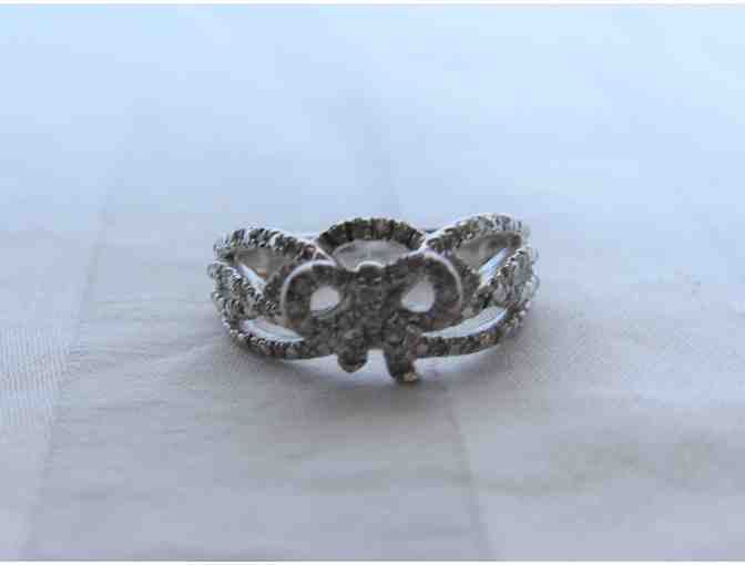 Victoria Wieck Simulated Diamond Silver Bowtie Ring Size 6 - Photo 3