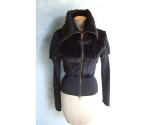 Jennifer Tillys - Black short Gucci Fur Stretch Jacket Size Medium