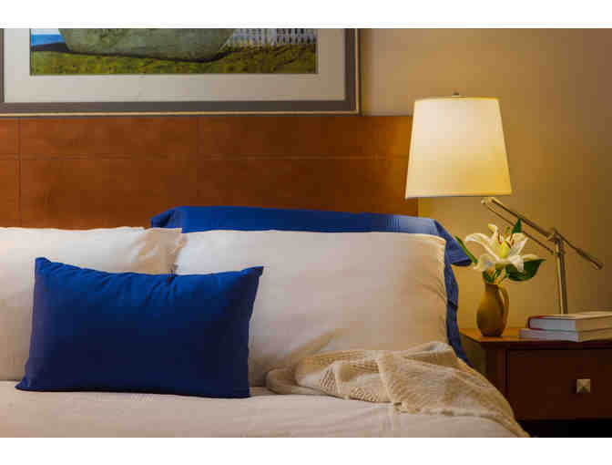 Lake Geneva - One Night Stay in an Anchor Suite at The Cove of Lake Geneva