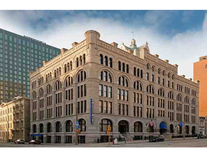 Milwaukee Downtown - Hilton Garden Inn Overnight Stay and Breakfast for Two