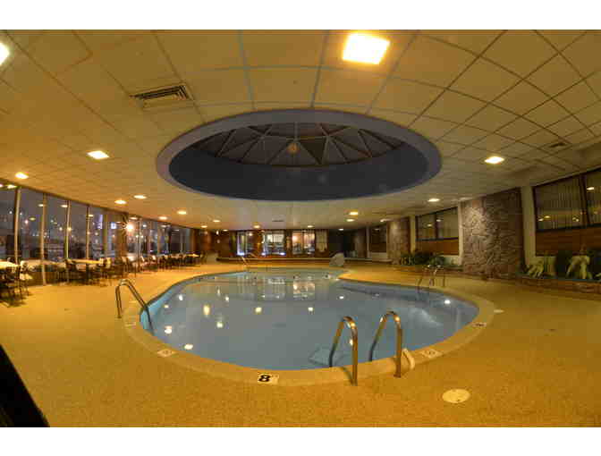 Milwaukee - Enjoy a One Night Stay in a Whirlpool Suite & Dinner at the Clarion Hotel
