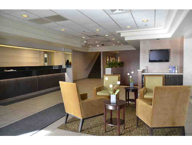 Milwaukee - Enjoy a One Night Stay in a Whirlpool Suite & Dinner at the Clarion Hotel
