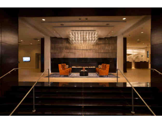 Milwaukee - One Night Stay with Breakfast for Two at the Milwaukee Marriott Downtown