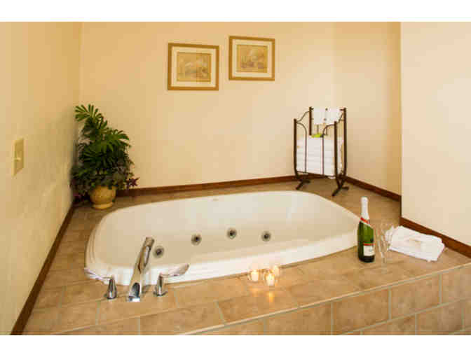 De Pere/Green Bay - Romance Package-(1) night in a Whirlpool/Fireplace Suite at Kress Inn