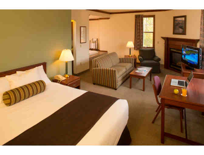 De Pere/Green Bay - Romance Package-(1) night in a Whirlpool/Fireplace Suite at Kress Inn