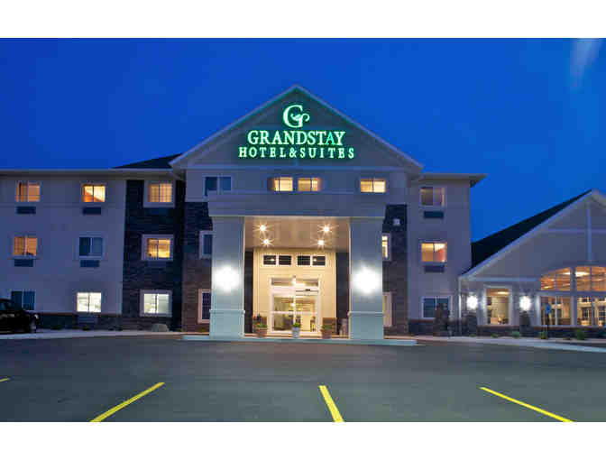 Mount Horeb - One Night in a King Whirlpool Suite at the GrandStay Hotel & Suites