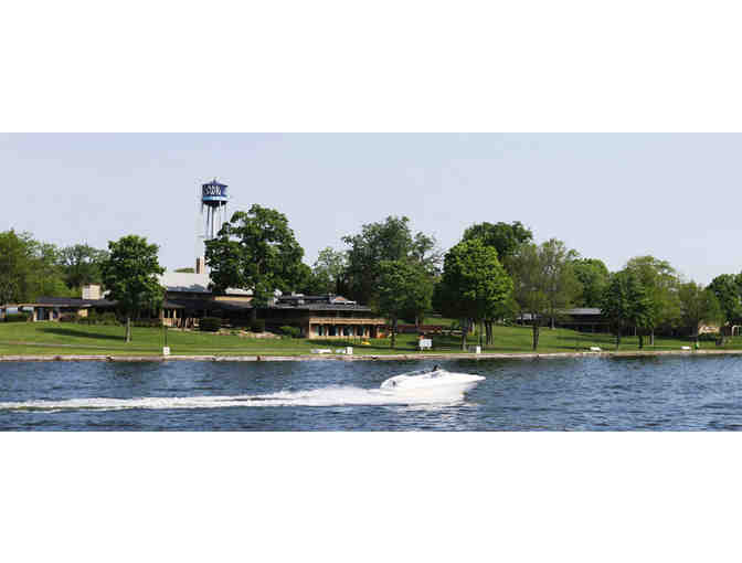 Delavan - Geneva Lakes Overnight & Golf Getaway at Lake Lawn Resort