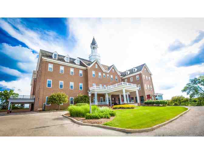 Delafield Hotel - Bed & Breakfast Package (Classic King Suite  with $30 I.d. gift card)