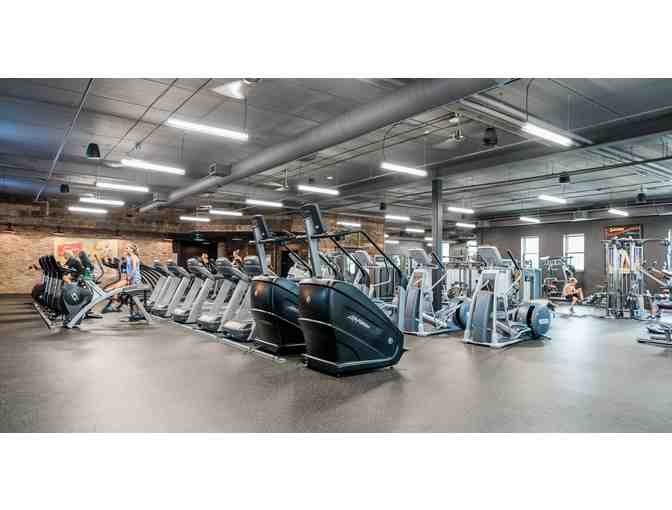 Delafield Hotel - Bed & Breakfast Package (Classic King Suite  with $30 I.d. gift card)