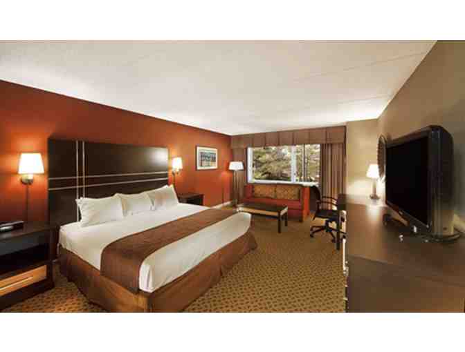 Green Bay - Overnight at the Radisson Hotel & Conference Center Green Bay