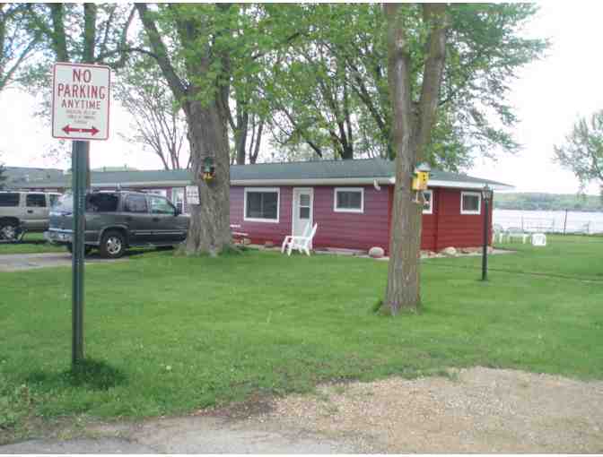 Poynette - Cabin Overnight at Lake Wisconsin Resort