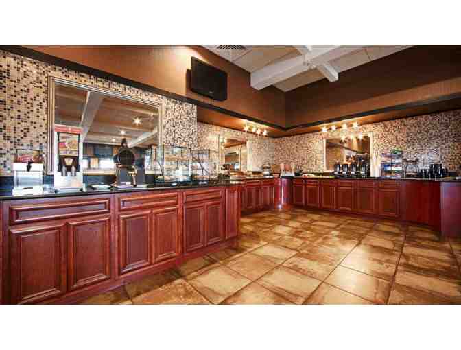 Milwaukee - Two night stay in pool side room at BEST WESTERN PLUS Milwaukee Airport